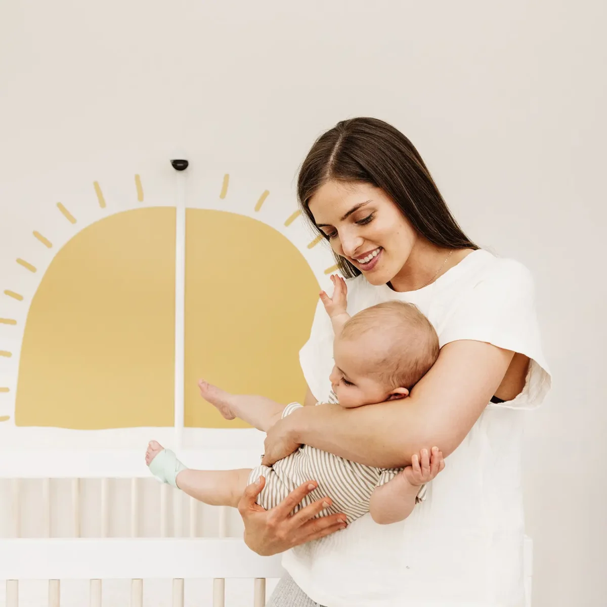 Owlet Cam – Cameră inteligentă (culoare alb) - imagine 6